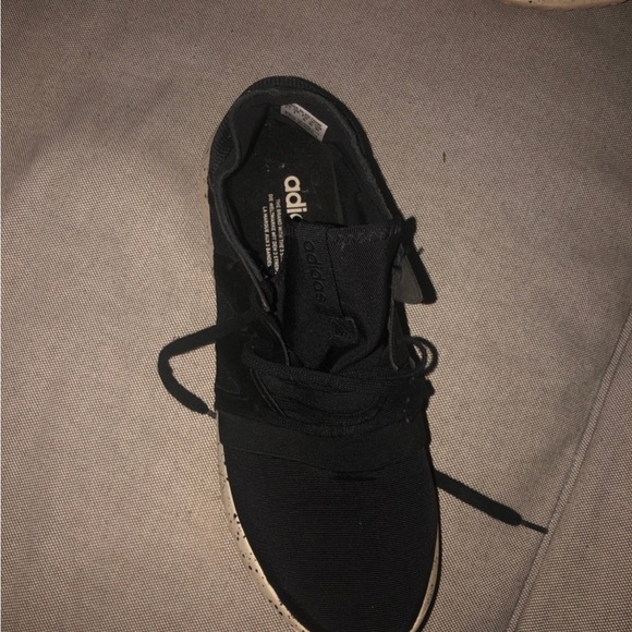Adidas Black Athletics Shoes - Picture 2 of 6
